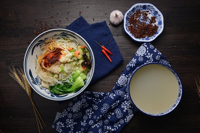 3-Hour Biang Biang Noodles Cooking Class in Xi'an - The spice market walk: where your flavor plan begins
