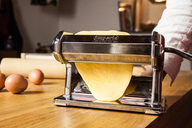 3 Hour Cooking Class: Homemade Pasta and Tiramisu in Venice - Building the dough: 00 flour and shaping tagliatelle or guitar pasta