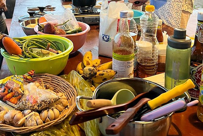 3-Hour Siem Reap Guided Cooking Class and Market with Pick up - Tuk tuk pickup and the market where ingredients tell the story