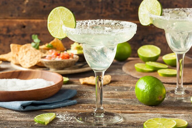 3h Cooking Class in Mexico City: 8 Recipes & Bottomless Drinks - Mains: Tostadas, Fried Quesadillas, and Green Salsa