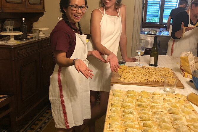 4 Hour Private Cooking Class Unique Tuscan Experience in Siena - Eating with the chef: lunch you actually sit down for