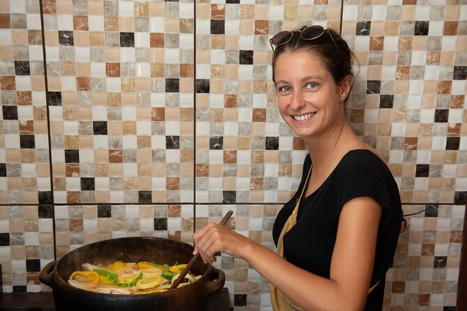 4h Cooking Class in Salvador with 9 Recipes & Bottomless Drinks - Bilingual Hosts, Small Groups, and Real Hospitality