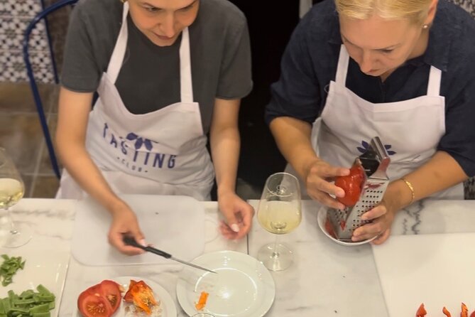 Alicante Paella Cooking Class, Tapas, Drinks and Marketplace - Should you book this Alicante paella cooking class?