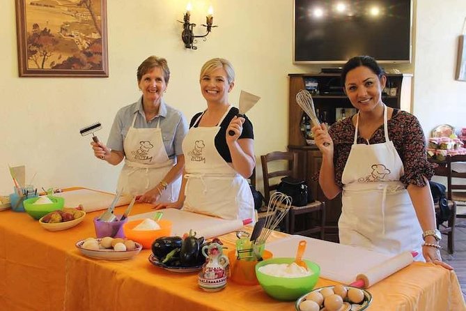 Amalfi Coast & Sorrento Cooking Class School at Farmhouse - Key things you’ll notice right away