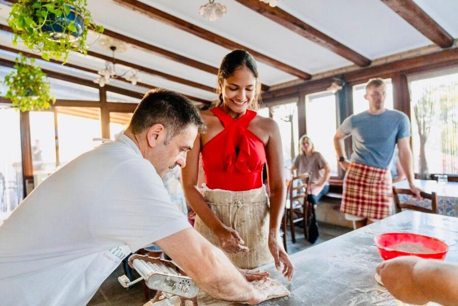 Amalfi: Mozzarella, Fettuccine, and Tiramisù Cooking Class - Key takeaways before you go
