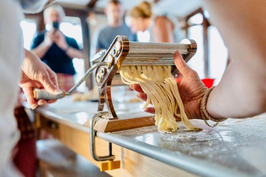 Amalfi: Mozzarella, Fettuccine, and Tiramisù Cooking Class - What You’ll Make: Mozzarella, Tagliatelle, and Tiramisù