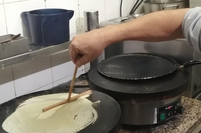 Amazing Sweet Crêpe Cooking Class Paris - Key points you’ll care about
