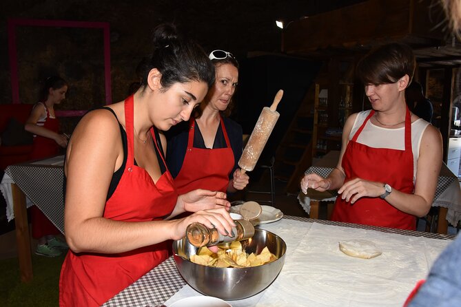 Apple Strudel & Prezel Cooking Class incl. Dinner & Music - Key takeaways before you go