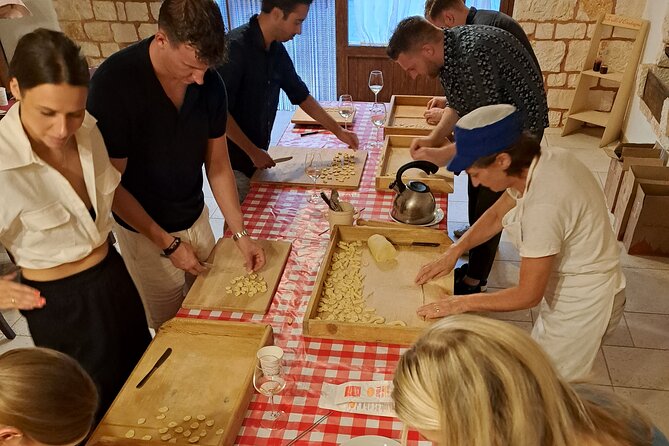 Apulian cooking class and typical dinner - Sunset dinner: where the group becomes the point