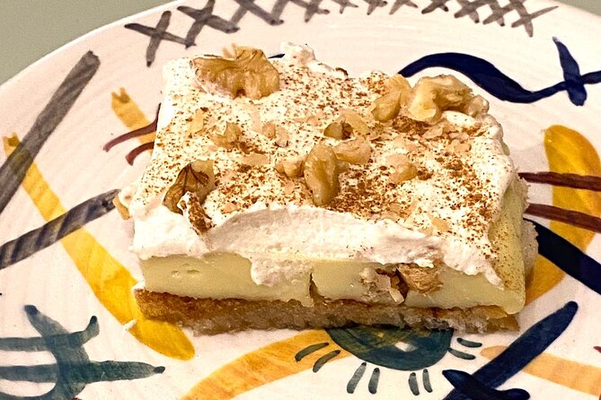 Athens: Traditional Vegan Cooking Class incl. Drinks - Eating what you made: the sit-down meal with wine and beer
