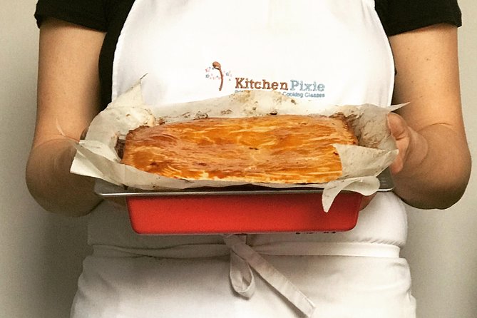 Authentic Jewish Cooking Class by a Professional chef - The 4-hour flow: from welcome snack to final bite