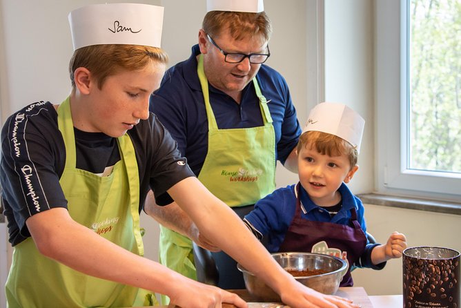Authentic Pasta and Tiramisu Cooking Class - Meeting at Piazza di Sant’Apollinare and the Piazza Navona Warm-Up