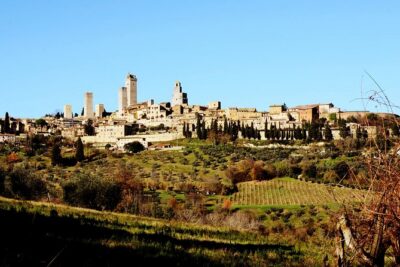 Authentic Tuscan Cooking Class & Winery Tour in San Gimignano - Handmade pasta in Tuscany: tagliolini (and the sauce logic)