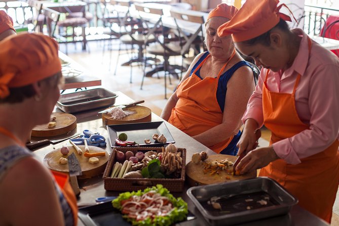 Award-Winning Cooking Class Experience with Professional Teacher - The Historic Market Tour: What You’re Really Learning