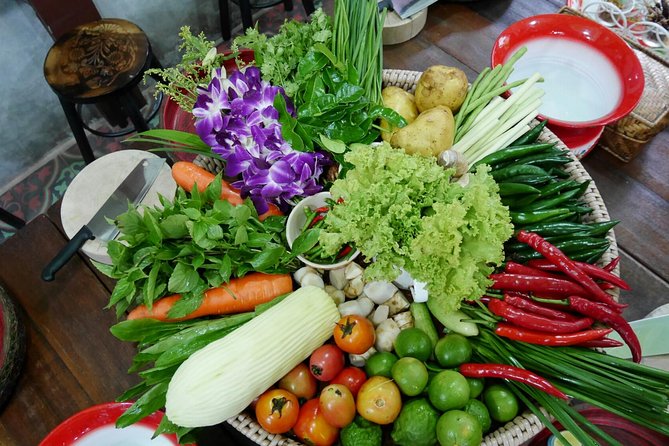 Baipai Thai Cooking School: Authentic Cooking Class Tour - What to bring and how to prepare (so cooking is fun)