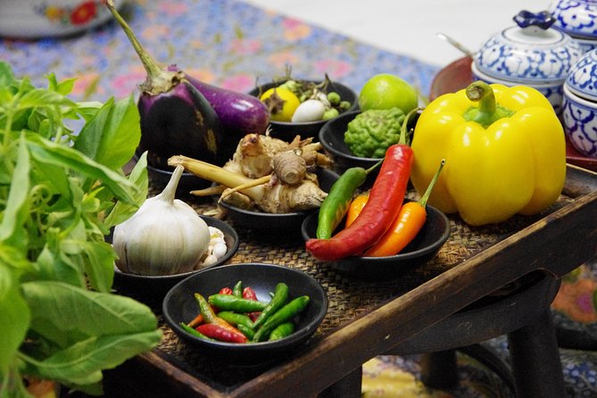 Baipai Thai Cooking School: Authentic Cooking Class Tour - Days, tickets, and the rhythm of booking