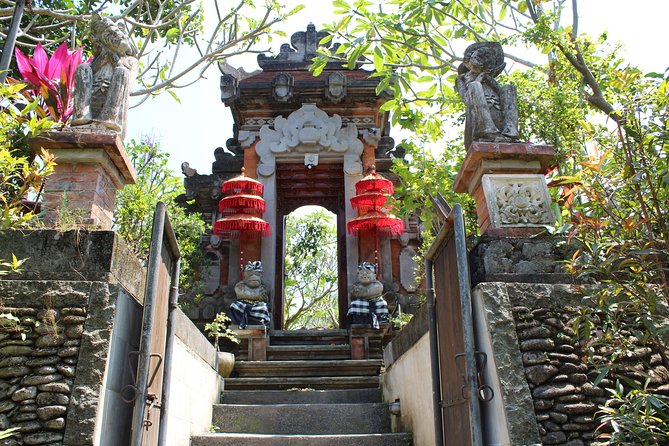 Bali Cooking Class Experience with All Inclusive - The 2-hour cooking class inside a Balinese compound