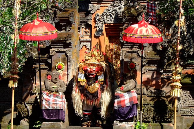Balinese Cooking Class / Market Buy ~ Cook ~ Eat.Learn to cook authentic Balinese food!With happy recipe / Round trip hotel transfer included - Ubud Market and Freedom Walk: A Manageable Wrap-Up