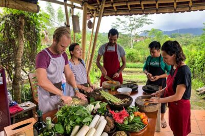 Balinese Vegan Cooking Class with Fresh Harvesting & Garden Tour - Building a 4-course vegan menu (and why it avoids the usual pitfalls)