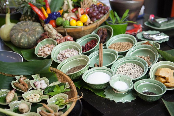 Bangkok Market Tour & Thai Cooking Class with Boat Ride with Aoy - Don Wai Market: what you learn before you even step into the kitchen