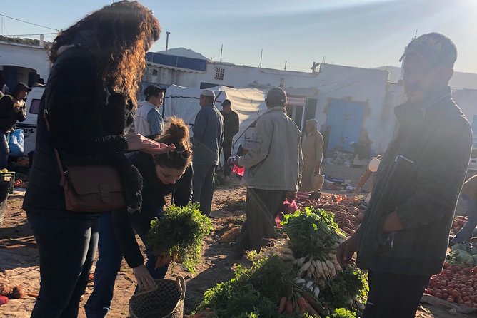 Berber Cooking Class at a Farm in the Countryside & shopping at a rural Souk. - From barley to semolina: the skill demo that sticks