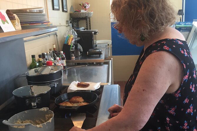 Bermudian Cooking Class" and Walking Shared Tour - Who should book this cooking + Devonshire walk