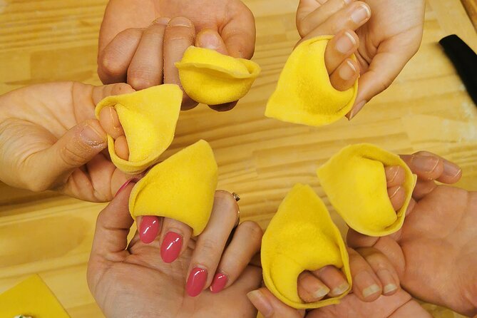 Bologna on the plate, Cooking Class with Alessia - What you cook: tortellini, tagliatelle ragù, and tortelloni with sage