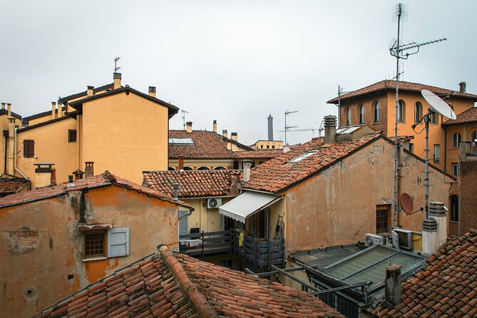 Bologna Walking Tour & Traditional Cooking Class with Wine - Price and value: is $115.19 worth it?