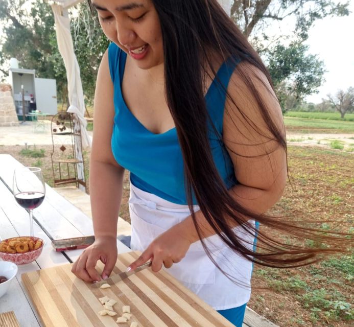 Brindisi: Cooking Class and Tasting in the Olive Grove - Oil tasting that turns ingredients into understanding