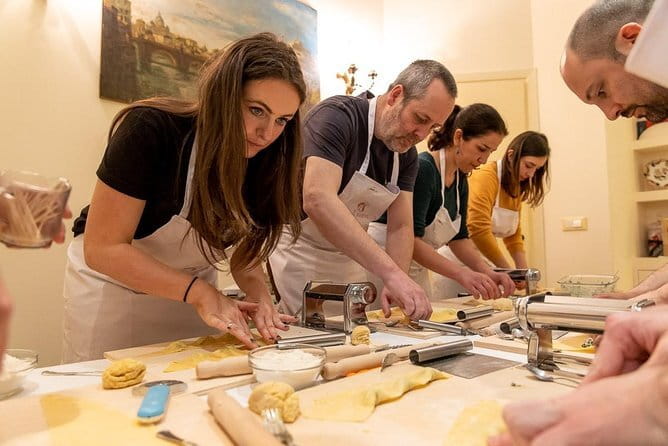 Cesarine: Cooking Class with tasting at Local's Home in Florence - A Florence pasta class in a local Cesarine home