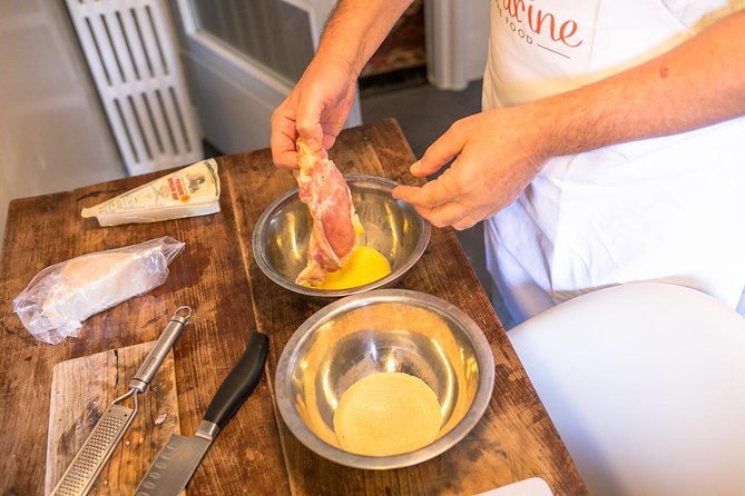 Cesarine: Cooking Class with tasting at Local's Home in Milan - Why Milan’s home kitchens beat the usual classes