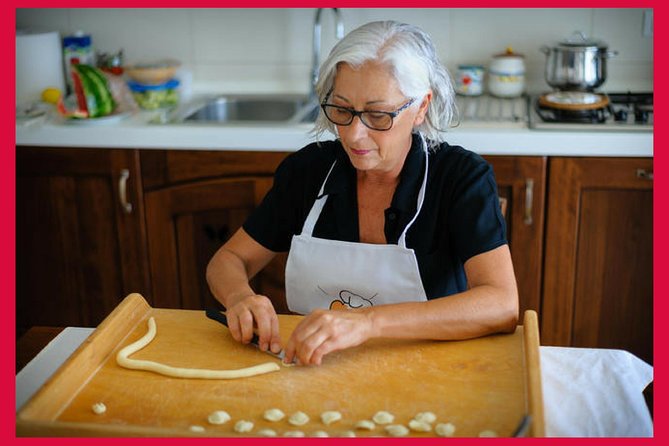 Cesarine: Home Cooking Class & Meal with a Local in Bari - How the 3 hours usually work in practice
