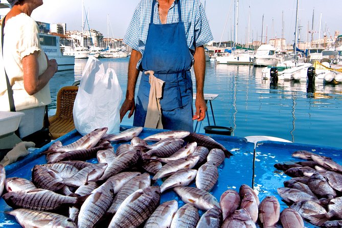 Cesarine: Market Tour & Home Cooking Class in Bari - Why The Market-to-Home Format Works in Bari