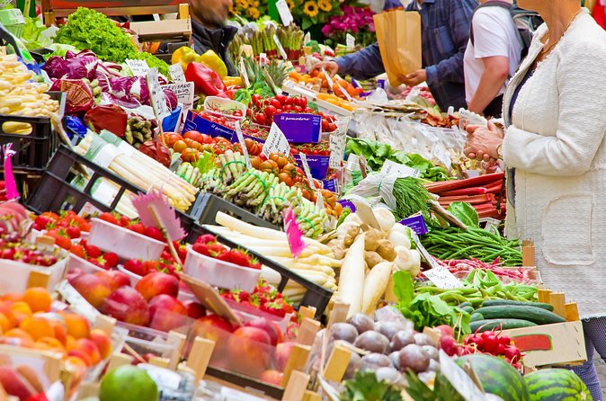 Cesarine: Small Group Market tour and Cooking class in Verona - Who should book this cooking class (and who might want a different option)