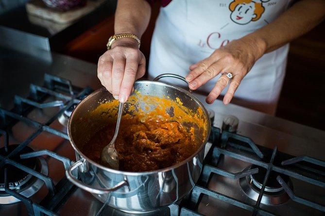 Cesarine: Small Group Market tour and Cooking class in Verona - The market stops that feel like errands, not performances