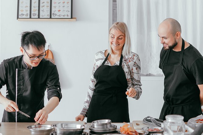 Chef Samuel's Private Malaysian Cooking Class with Wet Market Tour - Inside the private studio: 1-to-1 cooking that moves at your speed