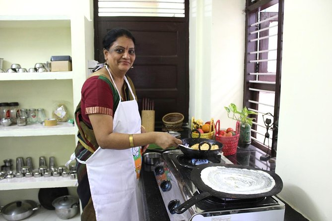 Chennai Super Market Tour and Cooking Class with a Fun Local - The cooking lesson: 4–5 South Indian vegetarian dishes you can actually repeat