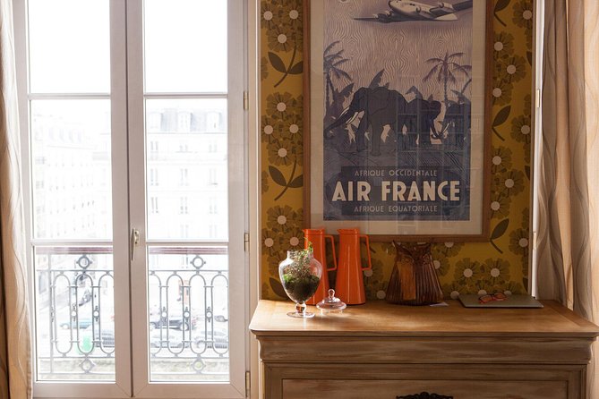 Classic French Cooking Class in Paris with Local Expert Francoise - The 3-Hour Flow: From a Paris Street Fresque to Lunch at Home