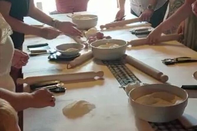 Colorful Pasta Tagliatelle and Ravioli Cooking Class near Arezzo - Getting oriented: where you meet and how to arrive near Arezzo