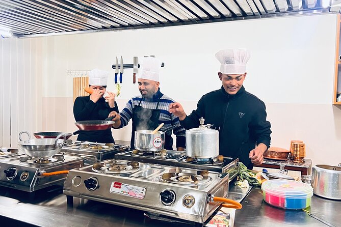 Cook and Eat: Cooking Class in Kathmandu near Thamel - Session One: Tea Welcome, Staff Intro, and Ingredient Shopping