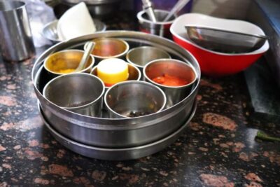 Cooking class and dinner with Rekha family with full meals - The 3-Hour Flow: Welcome Drink to Full Veg Dinner