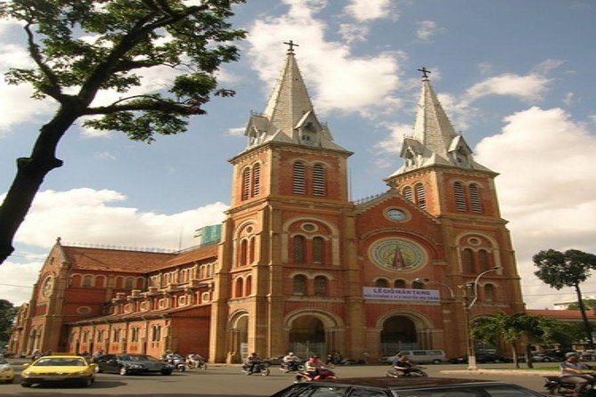 Cooking Class and Ho Chi Minh City tour full day - Private Tour Comfort: Pickup, Air-Conditioning, and an Easy Pace