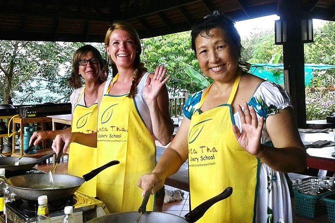 Cooking Class and Market Tour at Lanta Thai Cookery School on Koh Lanta - Key Highlights at Lanta Thai Cookery School