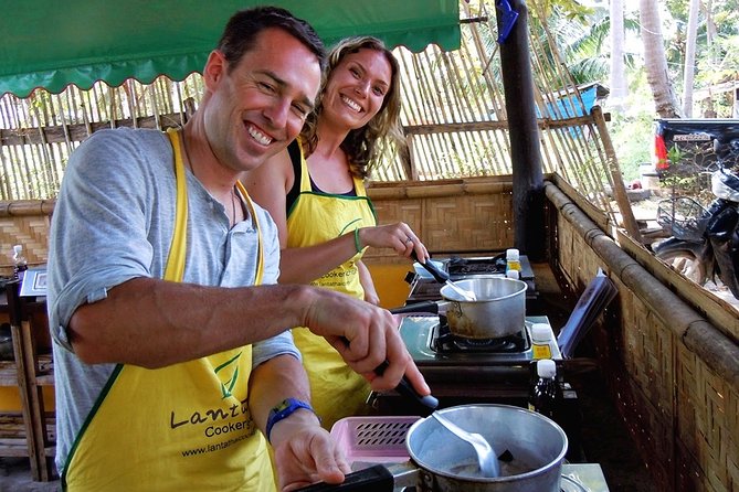 Cooking Class and Market Tour at Lanta Thai Cookery School on Koh Lanta - Rubber Plantation Setting and the Small-Group Advantage