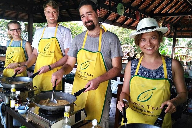 Cooking Class and Market Tour at Lanta Thai Cookery School on Koh Lanta - Why the Recipe Book and Certificate Matter