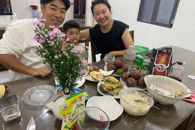 Cooking Class and Tasting Pho in Da Nang with Local Chef - The local chef teaching style: ingredients you pick and Vietnamese names you learn