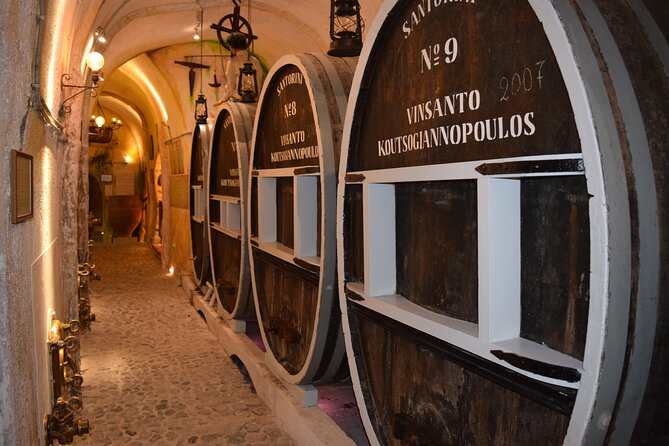 Cooking Class and Wine Tasting in Santorini - Akrotiri taverna lunch: where the cooking class really begins