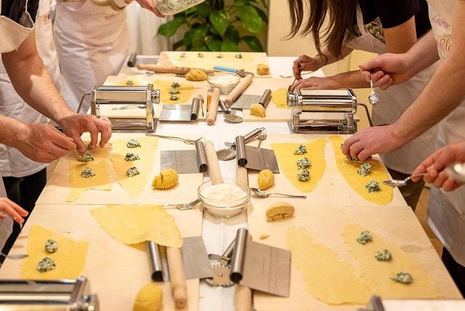 Cooking class at a Cesarina's home with tasting in Siracusa - Key Points You Should Know Before You Go