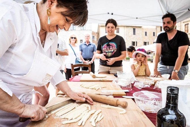 Cooking class at the farm in Tuscany - Key highlights at Valdichiana Living’s Tuscan farm kitchen