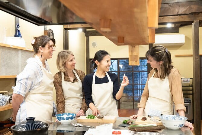 Cooking Class for Ramen and Gyoza in a Quiet Old Osaka House - Cooking in a Renovated 90-Year-Old House in Chuo Ward